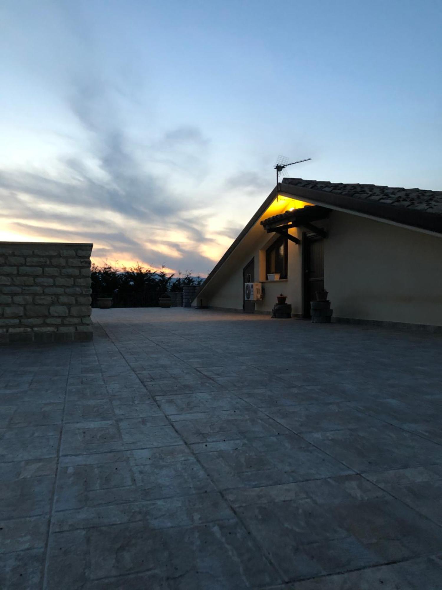 Agriturismo Serra Moneta Santo Stefano Quisquina Exteriör bild